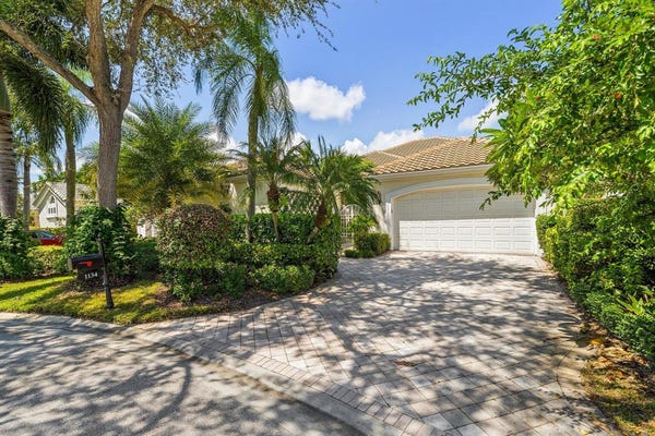 Property photo for 1134 Crystal Drive, Palm Beach Gardens, FL