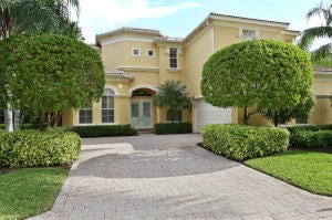 Property photo for 351 Vizcaya Drive, Palm Beach Gardens, FL