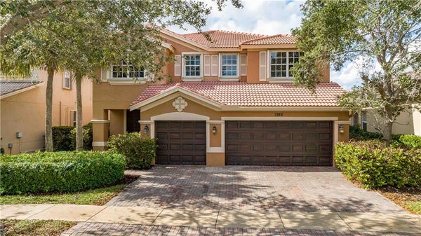 Property photo for 3969 W Whitewater Ave, Weston, FL