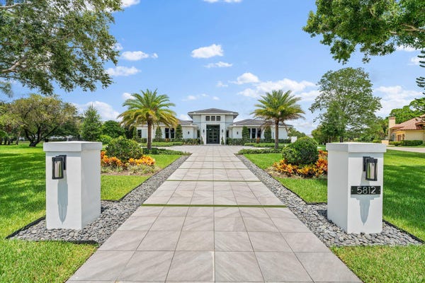 Property photo for 5812 Lady Luck Road, Palm Beach Gardens, FL