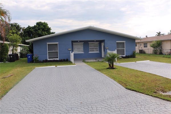 Property photo for 816 SW 13th St, Fort Lauderdale, FL