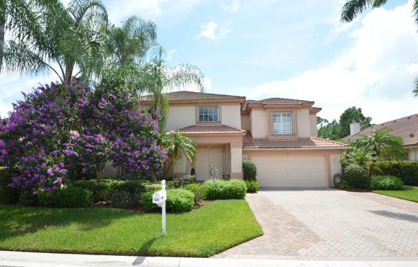 Property photo for 104 Lone Pine Lane, Palm Beach Gardens, FL