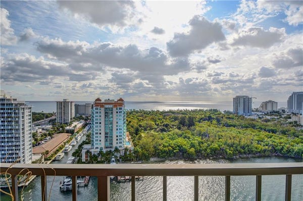 Property photo for 936 Intracoastal Dr, #19D, Fort Lauderdale, FL