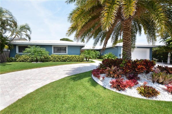 Property photo for 2941 NE 55th Pl, Fort Lauderdale, FL