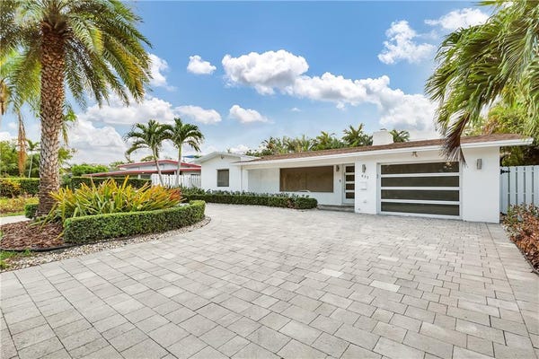 Property photo for 833 NE 19TH TE, Fort Lauderdale, FL