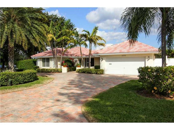 Property photo for 5500 NE 31ST AVE, Fort Lauderdale, FL