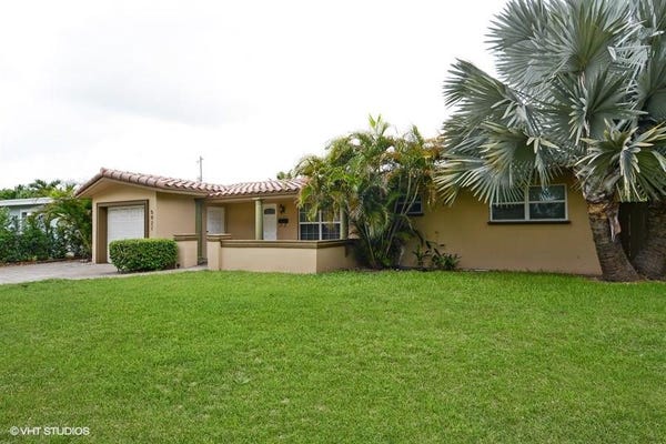 Property photo for 5921 NE 22nd Ave, Fort Lauderdale, FL